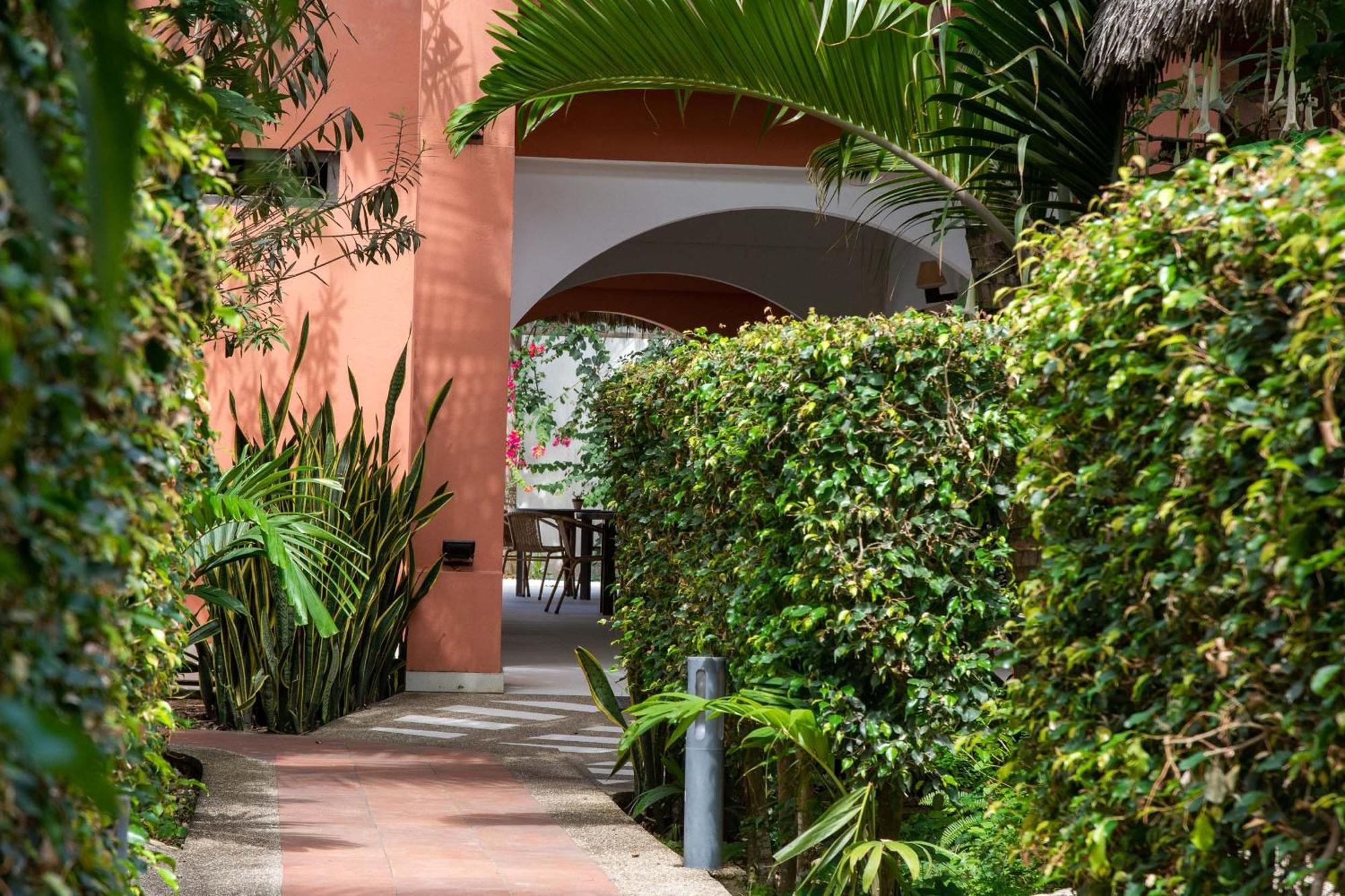 New Nautilus Lodge Puerto Lopez Exterior photo